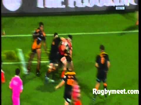 Kieran Read vs Kerr Barlow