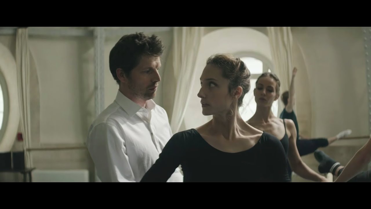 Rise of a star / Naissance d'une étoile (Extrait) - YouTube