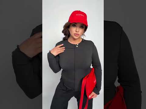 Весенний костюм для прогулок, видео 1