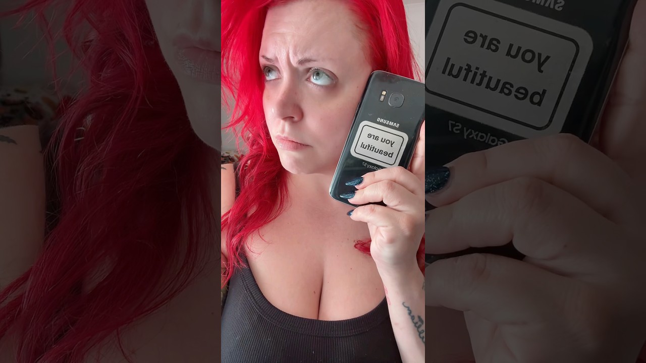 Sorry, who’s this? 💋 