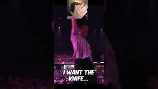 he faked a knife unbox at The Major...