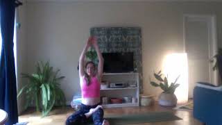 Align & Flow w/Lindsay: Shoulder opening and balance flow
