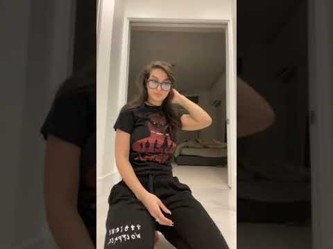 sssniperwolf twerking in sexy black dress - YouTube