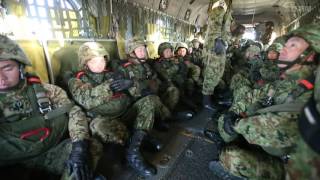 陸上自衛隊「第1空挺団」降下訓練 陸上自衛隊「第1空挺団」降下訓練