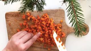 Селедка под шубой в рулете. Салат Селедка под шубой в рулете. Салат