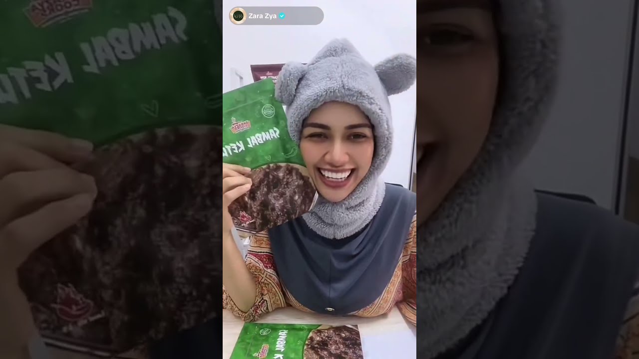 Zarazya mantap payung atas meja | Tiktok Live 2023