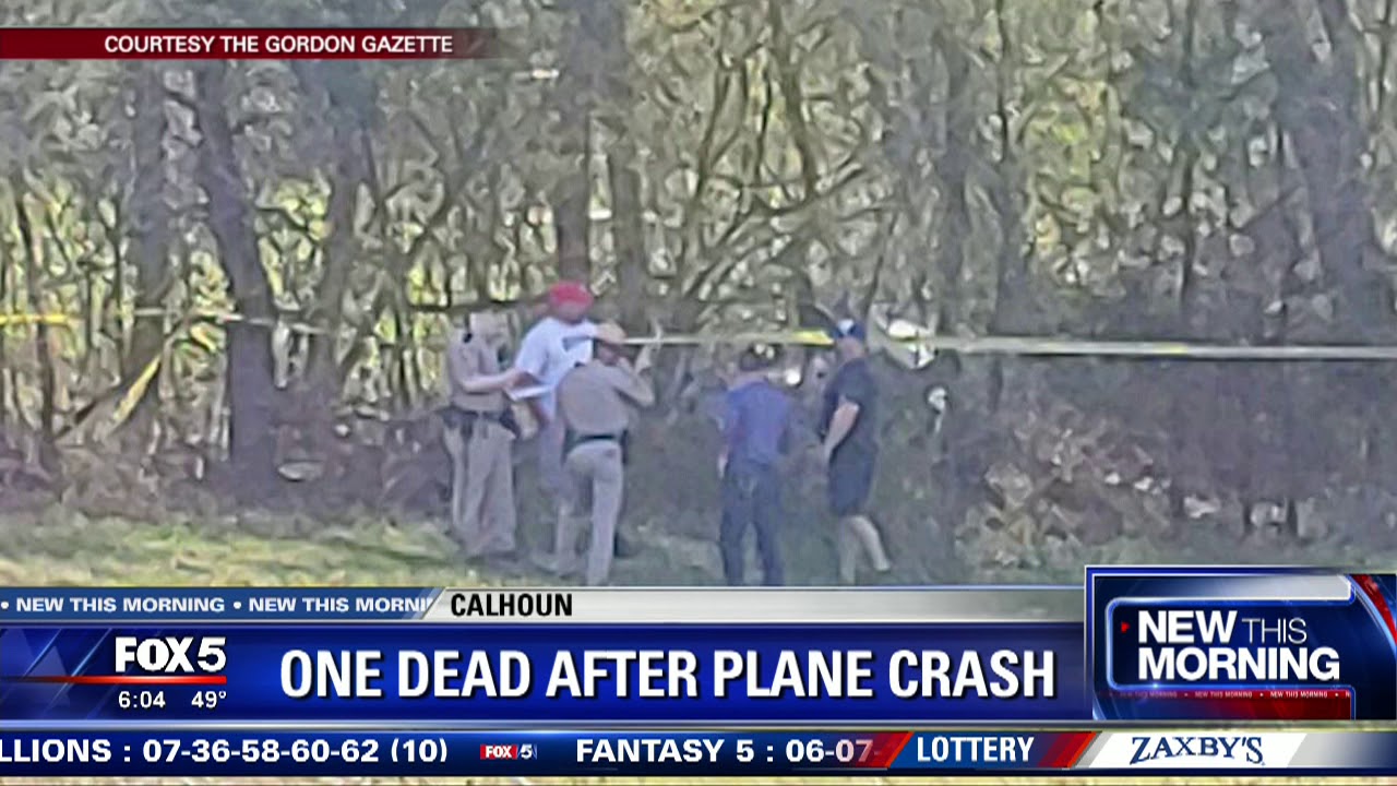 One dead after plane crash - YouTube