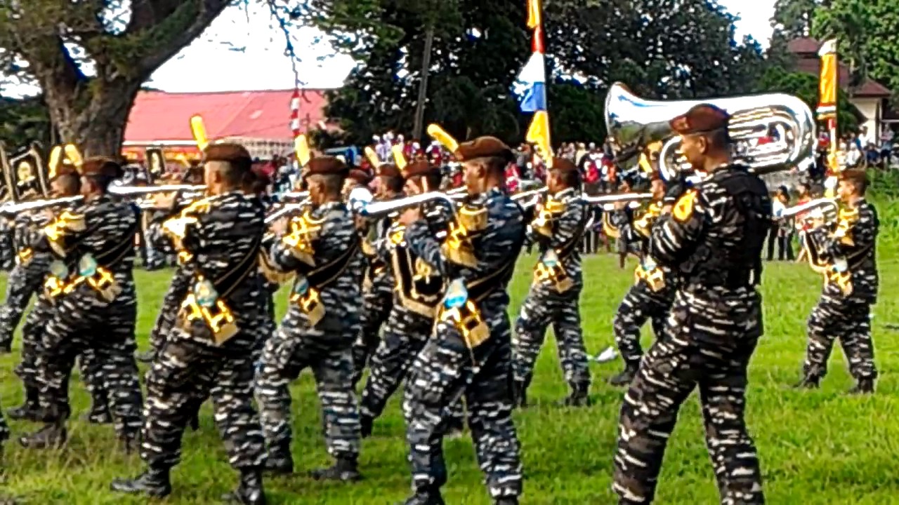 Marching  Band  Taruna  i AAL Angkatan 62 di Kota Sabang 