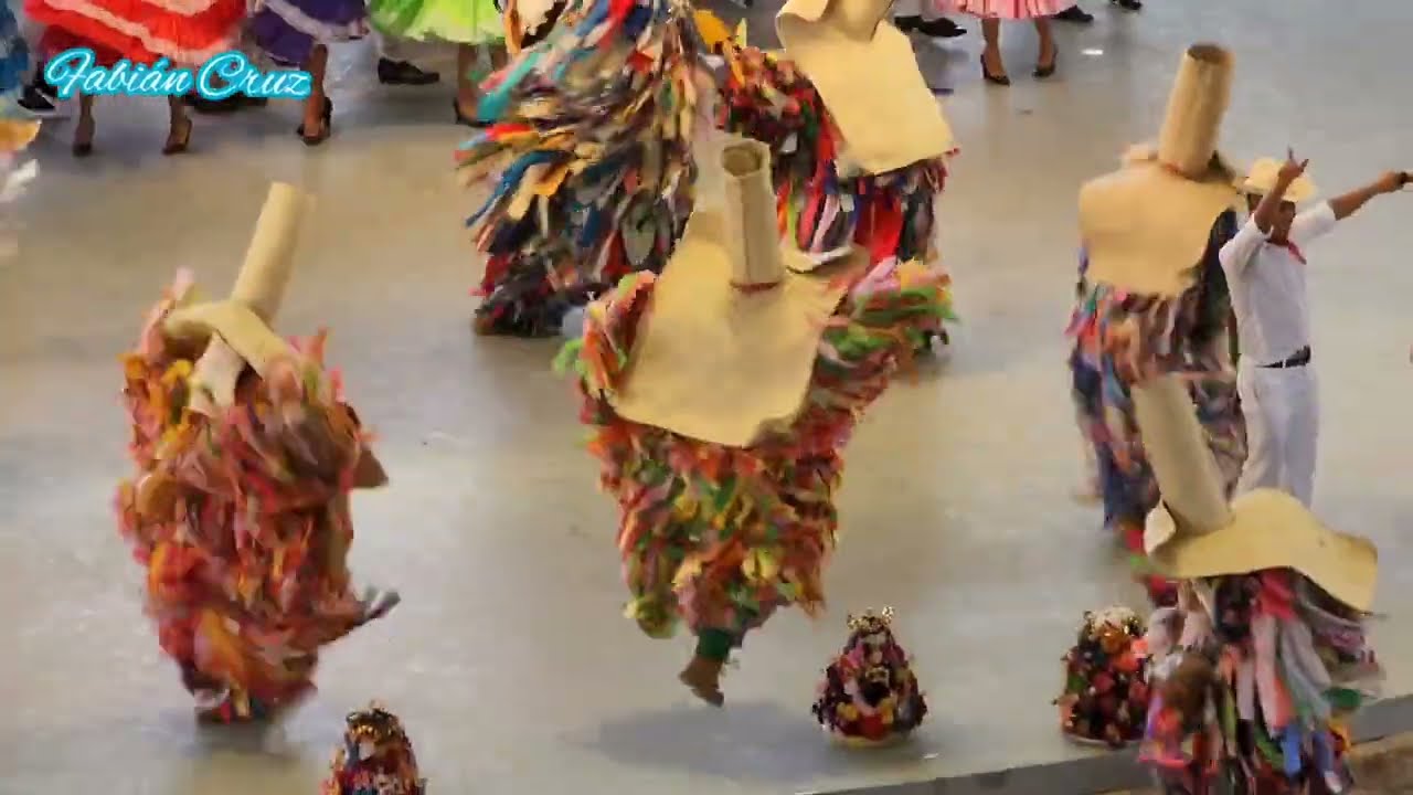 Carnaval Putleco en el 2do lunes del Cerro Guelaguetza 2022