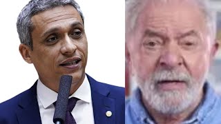 REAÇÃO GUSTAVO GAYER APÓS POLÍCIA FEDERAL TIRAR FAIXA QUE PODE DAR FIM A LULA E ALEXANDRE DE MORAES