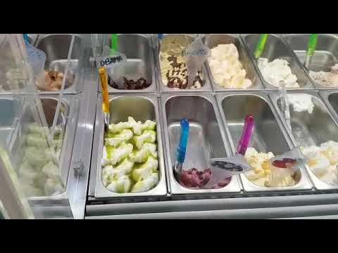 Travail, glaces et shooting photos, Douala - Cameroun — vidéo 2