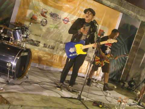 The Hotdogs - Ganjasmara (Live at Sam Charity,Goal Cafe)