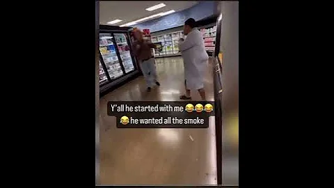 Watch:Male-Karen catches hands in grocery store by a black Queen