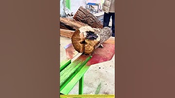 Split Logs Very Quickly: Industrial Wood Splitter #workers #woodworking#machine #job