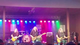 Kentucky Headhunters  - Walk Softly On This Heart Of Mine