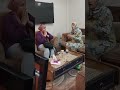 هو انا غلط لما قدمتلها المشروب كده ولا هي اللي كبرت الموضوع هو انا غلط لما قدمتلها المشروب كده ولا هي اللي كبرت الموضوع