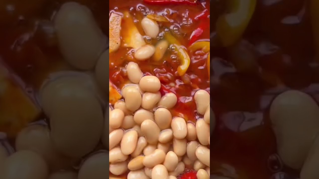 Smokey Saffron Chicken with Fennel & Crispy Garlic 🥘 full recipe on tiktok and instagram 🕊