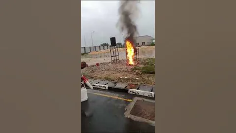 Extinguishment of Oil Spill Fire 2 - Using F-500 Encapsulator Agent