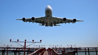 PilotsEYE.tv  A380 landing KSFO San Francisco  with comment of the captain