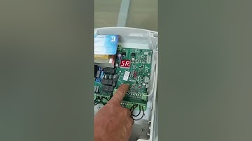 Cài đặt tay điều khiển cổng Ditec- Italia