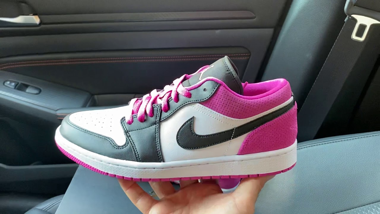 jordan low fuchsia