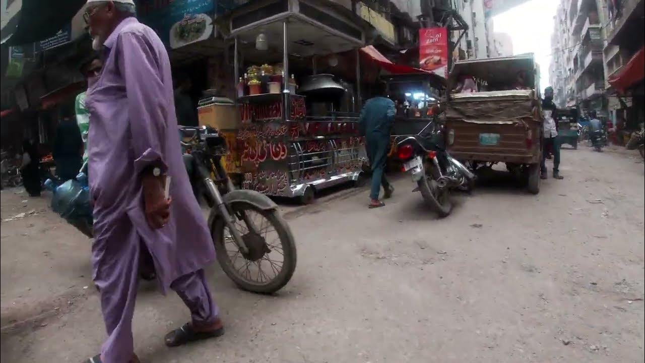 4K CYCLING THROUGH THE STREETS OF PAKISTAN KARACHI 2022 CITY
