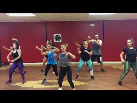Ella Quiere Hmm.. (Esa Mami) - DJ YAYO Zumba Fitness