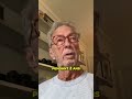 Capture de la vidéo Eric Clapton Pays Emotional Tribute To John Mayall