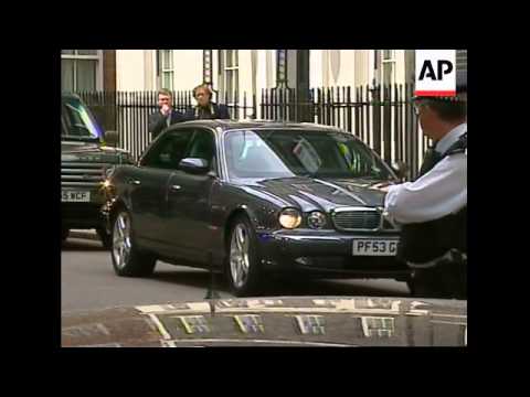 Blair Leaves No 10 Arrives At Palace To Tender Resignation To Queen Youtube