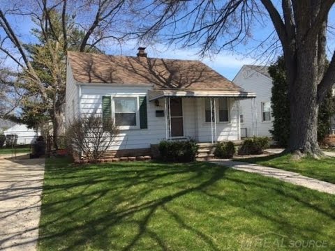 19381 Woodside St, Harper Woods, MI home video tour