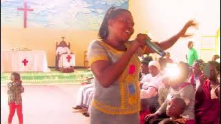 Umuntu yiteganyirize by Nyirarukundo Benitha (Live) | Gen_Us Rwanda Group
