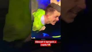 Bramkarz obronił 5 KARNYCH z rzędu i został bohaterem!😱 #shorts screenshot 5