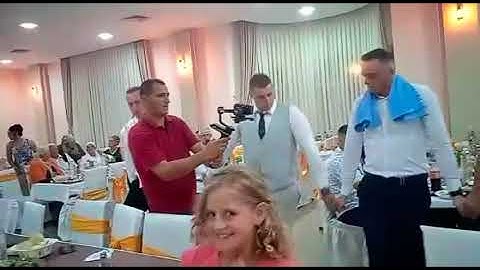 Pogledajte ova dva momka kako prelepo igraju Tursko kolo