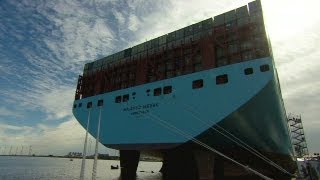 El barco más grande del mundo: 400 metros y 18.000 contenedores a bordo