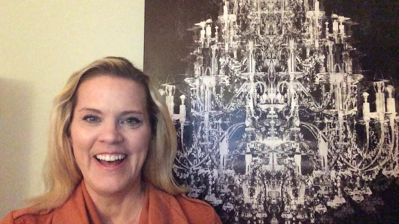 Meet your Havenly Interior Designer: Robyn - YouTube