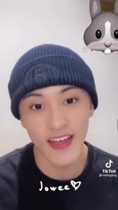 SM's wifi concept 😭😭 #mark #nct #nctdream #nct127 #nctzen #fansign #shorts