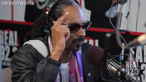 Snoop Dogg Freestyles Over His Own Beats