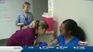 New program trains high school students for phlebotomy jobs