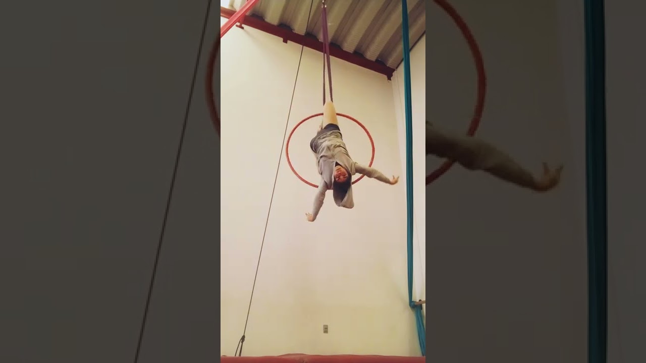 Pequeña secuencia de aro aéreo | Aerial Hoop short sequence