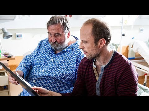 Wideo: Mężczyzna, U Którego W Wieku 51 Lat Zdiagnozowano Chorobę Alzheimera, Staje Przed Tą Chorobą