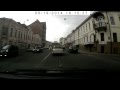 Чуть дерево не упало на крышу (