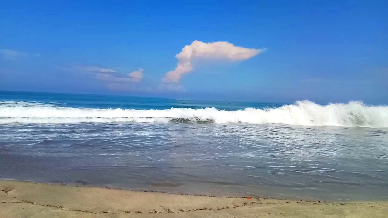 BULE TELANJANG  DI PANTAI  KUTA  YouTube