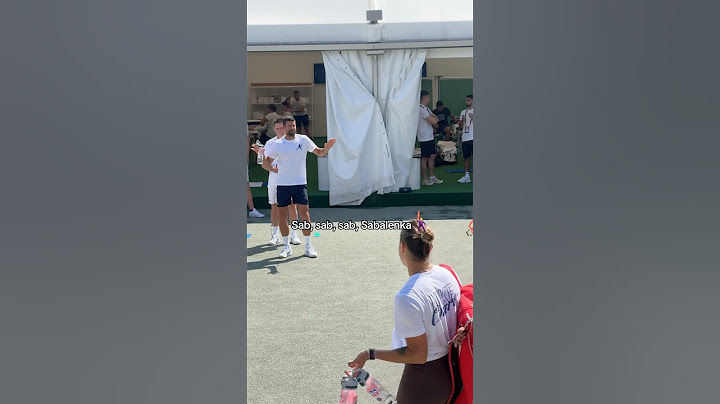 Novak is Aryna’s cheerleader 😂  #Wimbledon #shorts #tennis #tennisgrandslam #djokovic #sabalenka