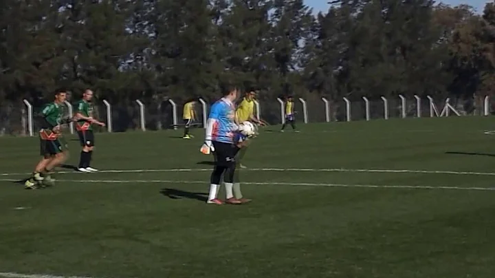 ERIK ACEVEDO - (Arquero Uruguayo) compacto.