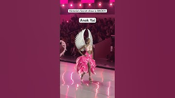 Anok Yai made her Victoria’s Secret fashion show debut !!! #anokyai #victoriasecret