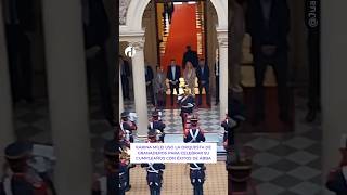 PERDÓN SAN MARTÍN | Karina Milei hizo que los granaderos toquen ABBA