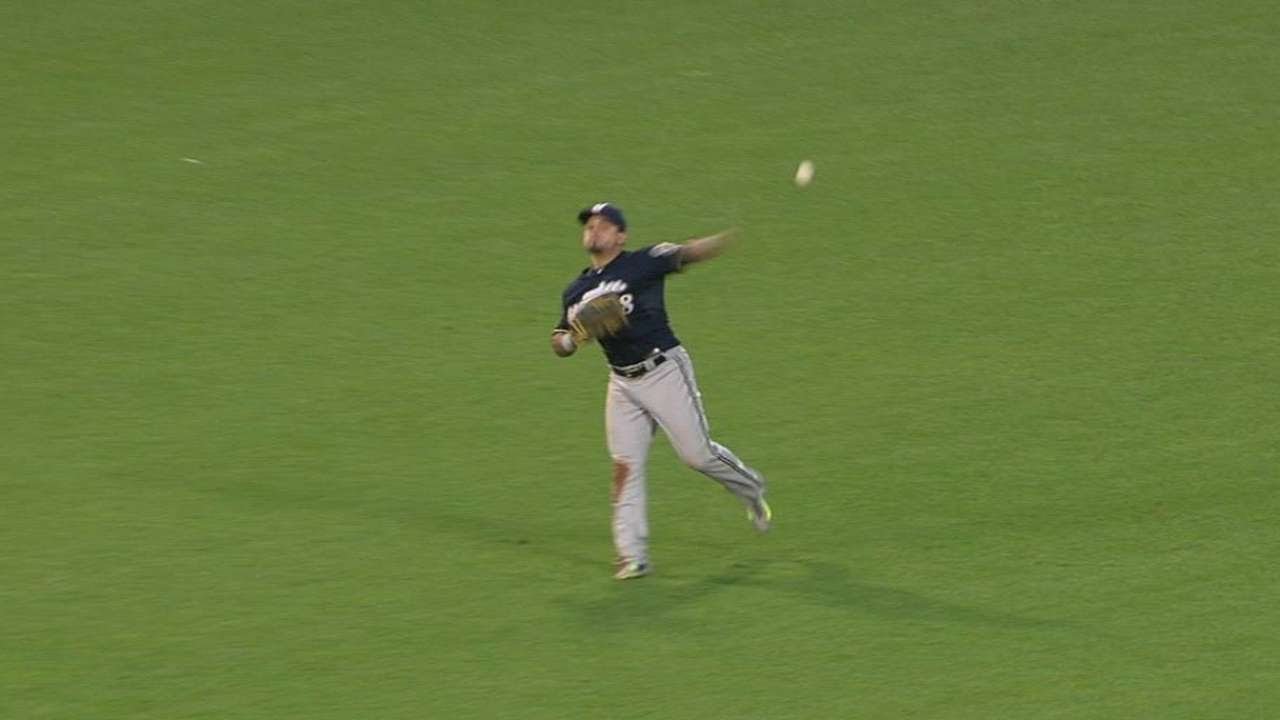 MIL@SF: Parra makes great reaching catch in the 4th