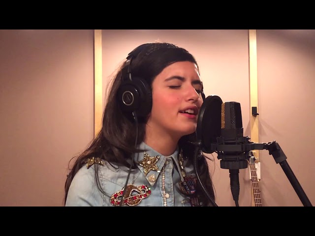 Nothing Breaks Like a Heart - Mark Ronson, Miley Cyrus - Angelina Jordan Cover