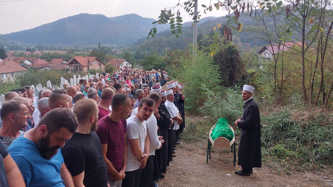 Dženaza namaz, hadži Edinu Pašiću, Bijela Ploča, Maglaj...