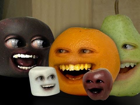 Annoying Orange - Theme Song Attack!